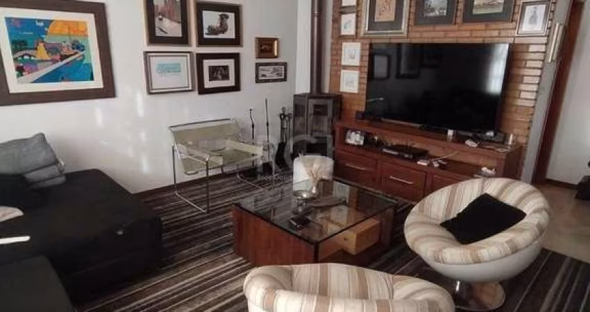 Casa Condominio para Venda - 331.2m², 4 dormitórios, sendo 4 suites, 2 vagas - T