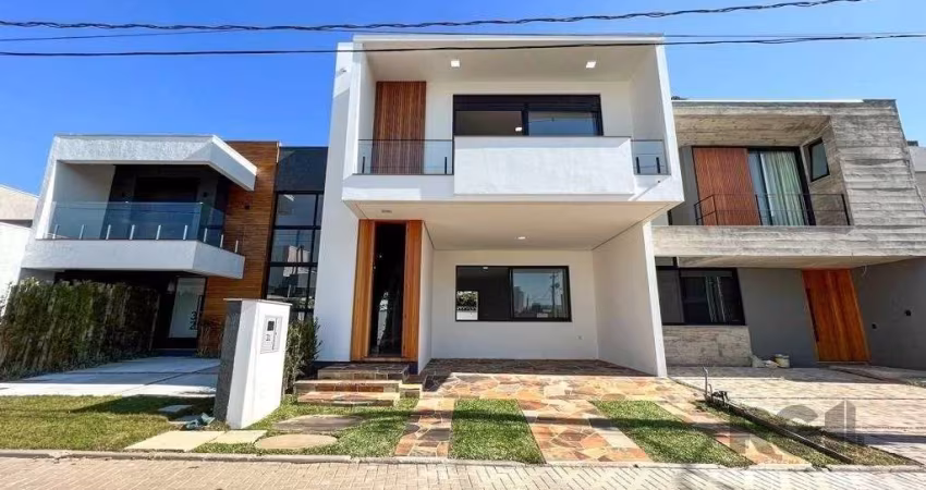 Excelente casa em condomínio com um pátio privativo.