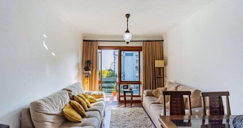 Vende-se ampla cobertura com 3 dormitórios 3 vagas - 269m² - Bairro Moinhos de V