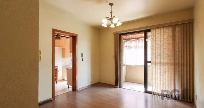 Apartamento de 2 dormitórios semi mobiliado