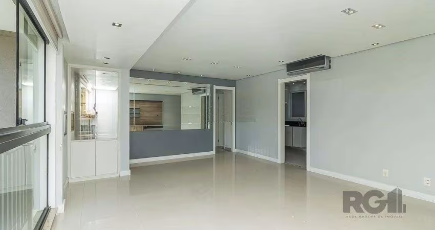 Apartamento de três quartos, suíte e duas vagas de garagem no bairro Jardim Euro