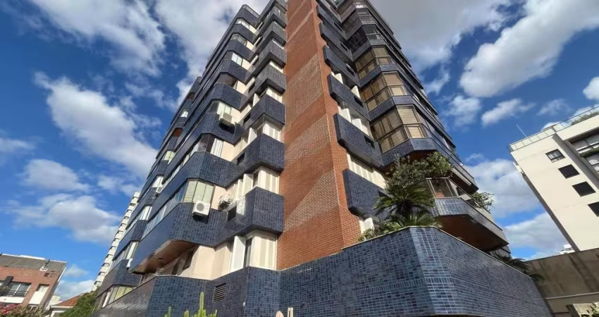 Apartamento 3 quartos, suíte, sacada, lareira, churrasqueira, 2 vagas de garagem