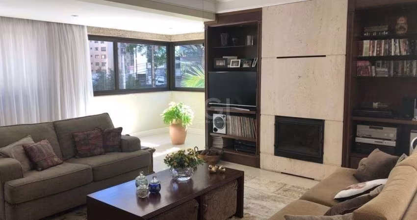 Vende-se apartamento com 3 suítes, 4 vagas, hidromassagem e 230m² - Bela Vista.