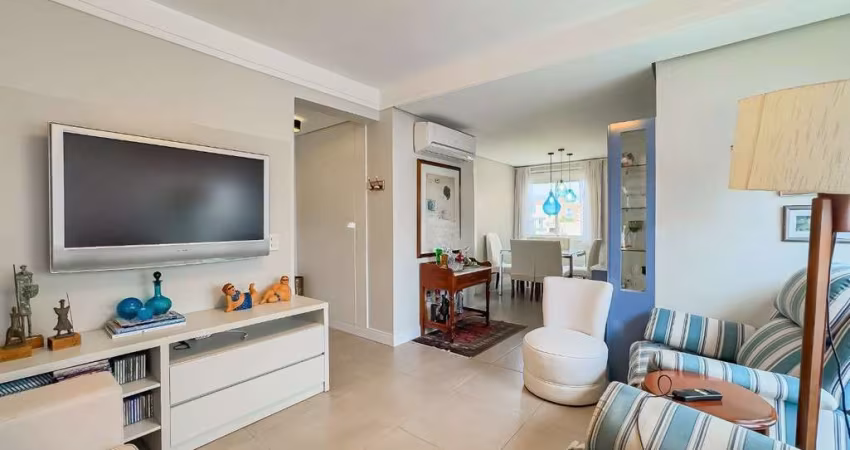 Apartamento com 2 suítes e 2 vagas no bairro Jardim Botânico.