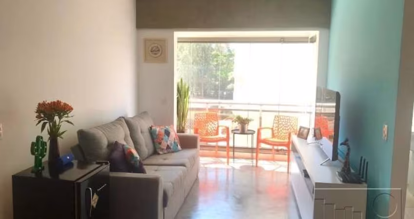 Apartamento Para  Locação Mobiliado Com  52m²