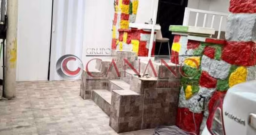 Casa comercial com 4 salas para alugar na Rua Vinte e Quatro de Maio, Méier, Rio de Janeiro