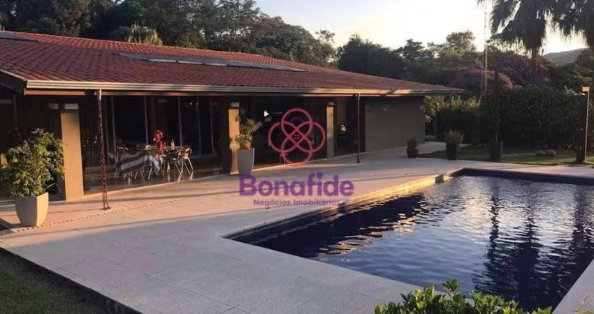 Casa com 4 dormitórios para alugar, 700 m² por R$ 29.837,84 - Chácara Malota - Jundiaí/SP