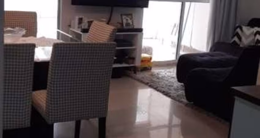 Sobrado em Condomínio para Venda em Jacareí, Condomínio Residence Club, 3 dormitórios, 1 suíte, 2 banheiros, 2 vagas