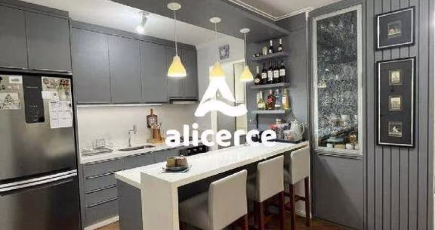 Apartamento com móveis planejados próximo a beira mar