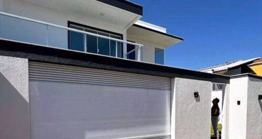 Casa Alto Padrão 3 suítes a  uma quadra do mar de Interlagos!!!