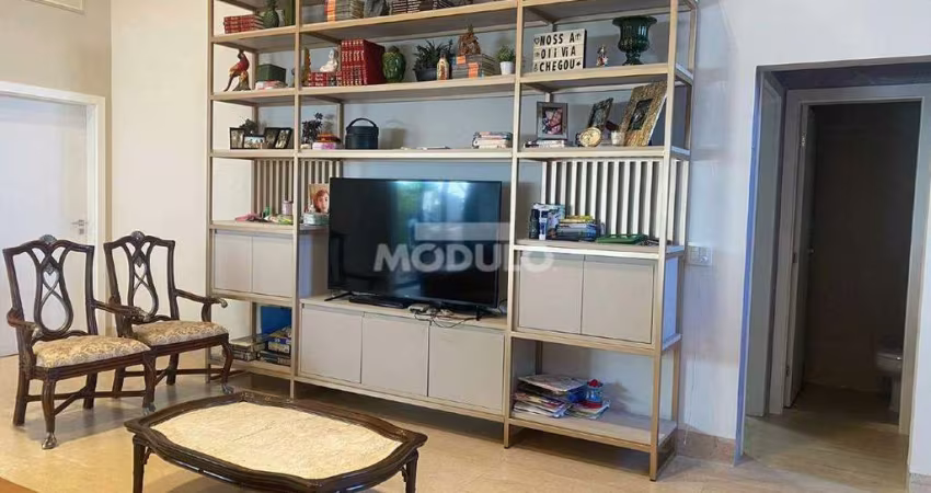 Casa Residencial para locação Bairro Nova Uberlândia Condomínio Genova