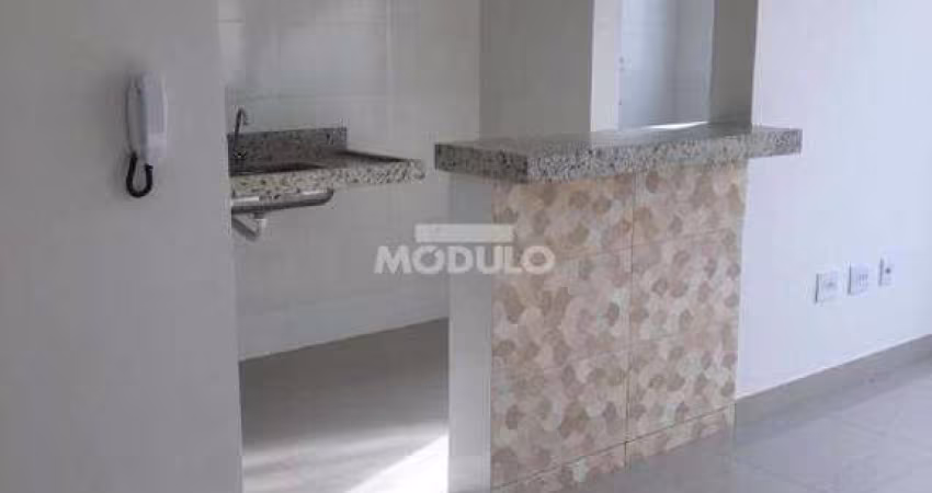 APARTAMENTO à venda, 2 quartos, 1 suíte, 1 vaga, Custódio Pereira - Uberlândia/MG