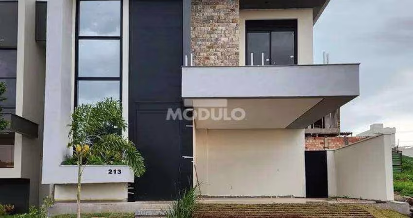 CASA DE CONDOMÍNIO à venda, 4 quartos, 2 suítes, 4 vagas, GRANJA MARILEUSA - Uberlândia/MG