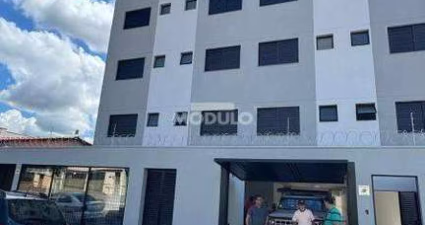 Apartamento com 2 quartos e suite no Daniel Fonseca