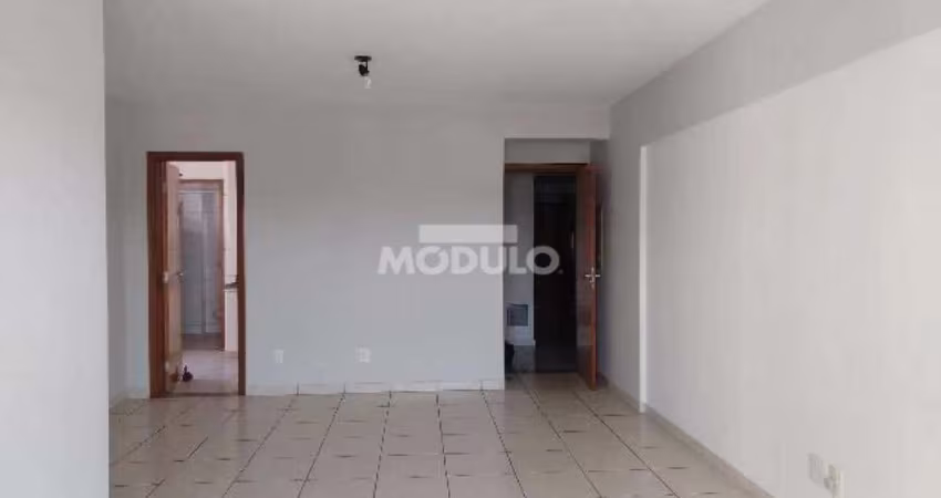 APARTAMENTO à venda, 4 quartos, 1 suíte, 1 vaga, Saraiva - Uberlândia/MG