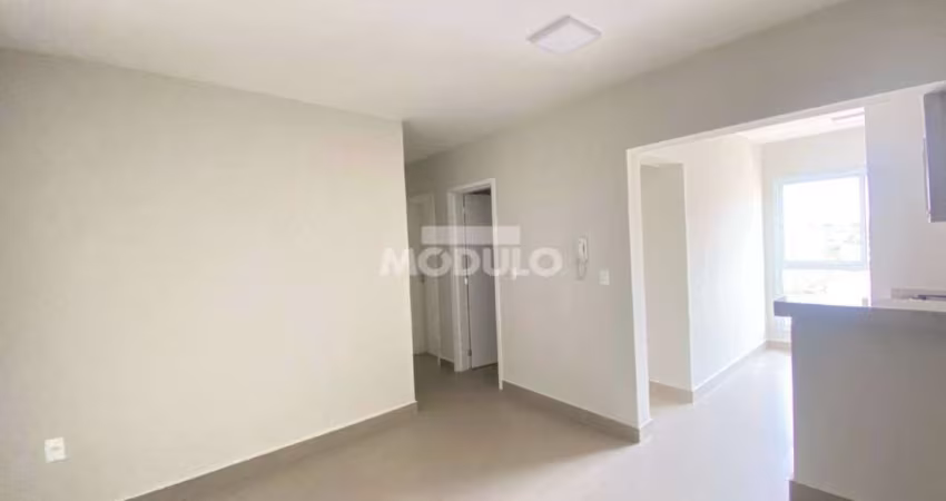 Apartamento residencial para locação, bairro Santa Mônica com 2 quartos