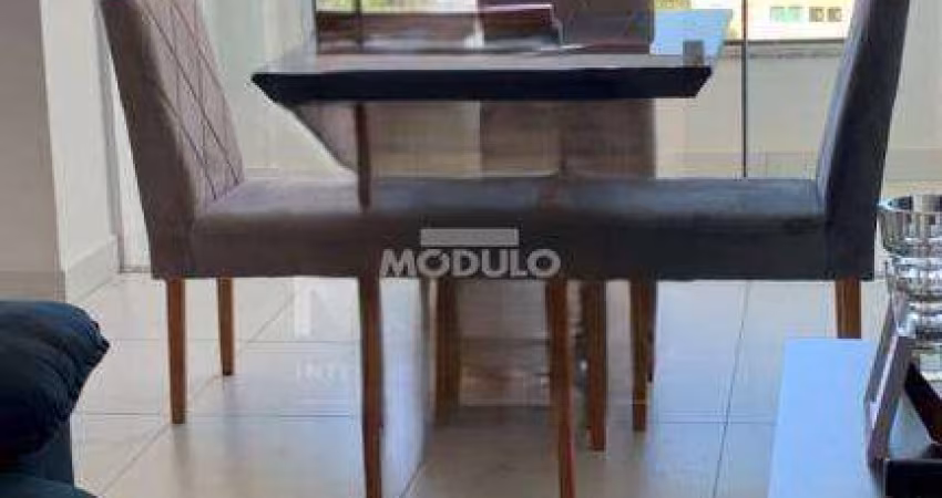 Apartamento resivdencial para locação, bairro Granja Marileusa com 2 quartos
