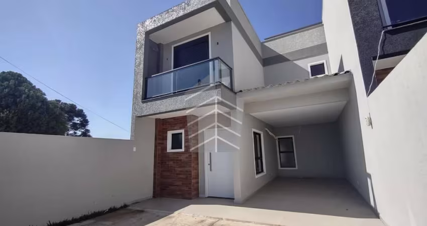 Sobrado triplex no Jardim Carvalho