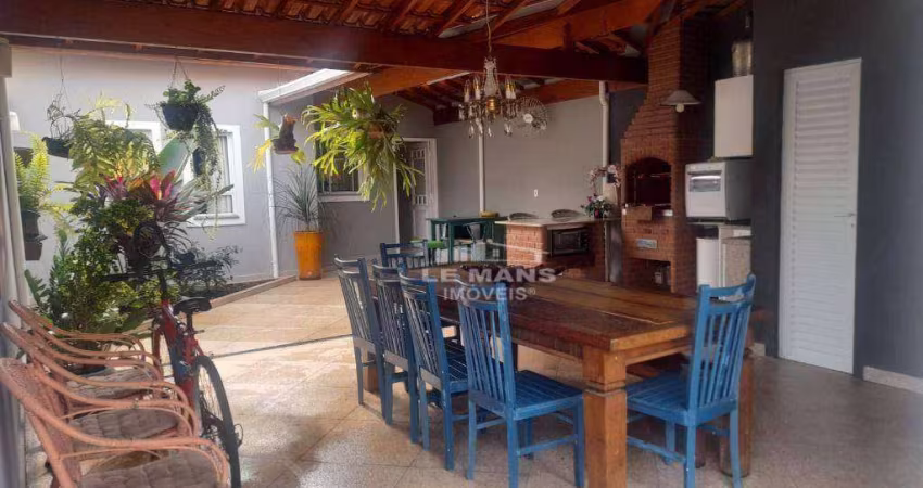 Casa a venda no Condomínio Gaivotas, 3 quartos, 1 suíte, 4 vagas, no bairro Jardim Ipanema em Piracicaba - SP