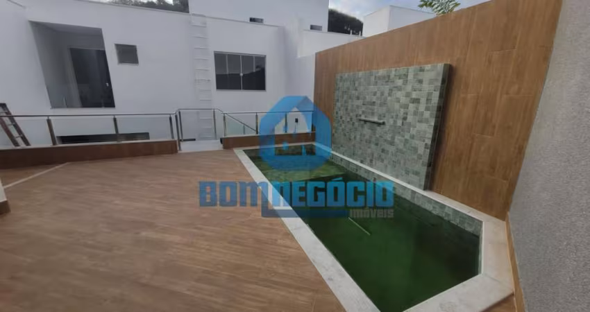 Casa de alto padrão com área gourmet, Esplanada, GOVERNADOR VALADARES - MG