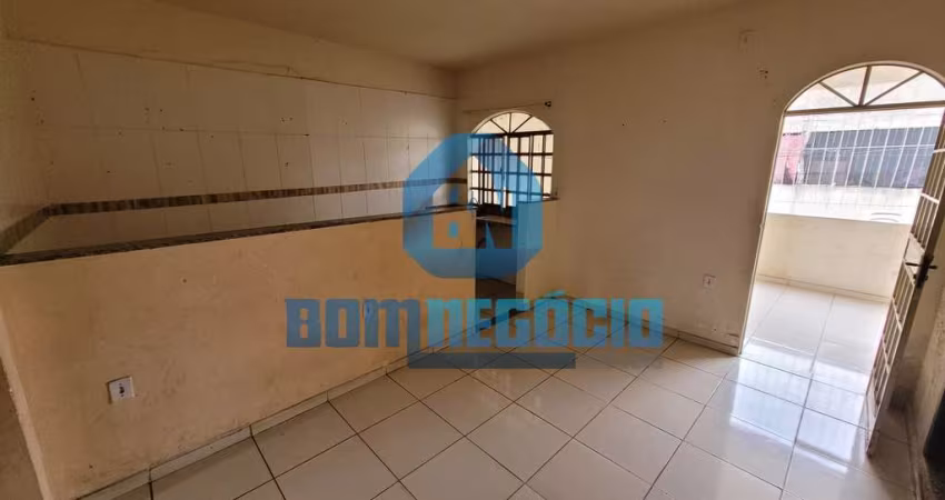 Imóvel à venda com três moradias, SIR, GOVERNADOR VALADARES - MG
