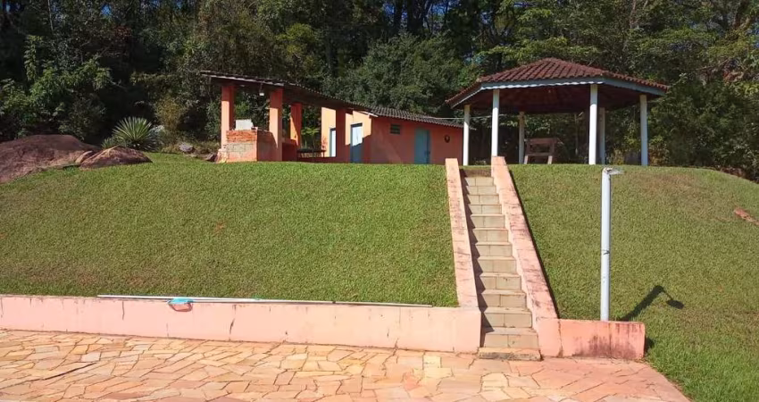 Sítio em Campinas 26 mil metros a 1700 metros do asfalto Pode ser dividido em chácara Entre Jaguariúna e Campinas