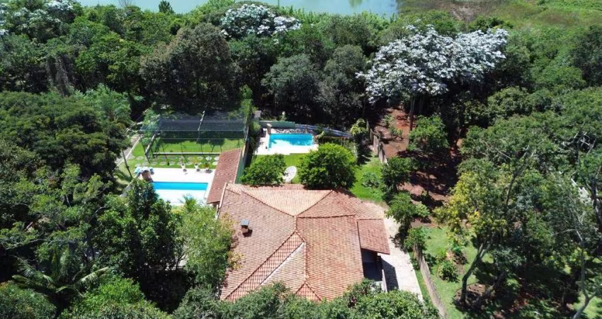 Linda Chácara fazendo Fundo pra Represa em Piracaia- 2.500m² por R$950 mil!
