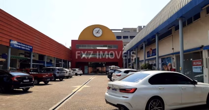 Oportunidade imperdível: Loja comercial em condomínio no Alphaville Campinas com 2 banheiros, 1 vaga de garagem e 30m². Confira!