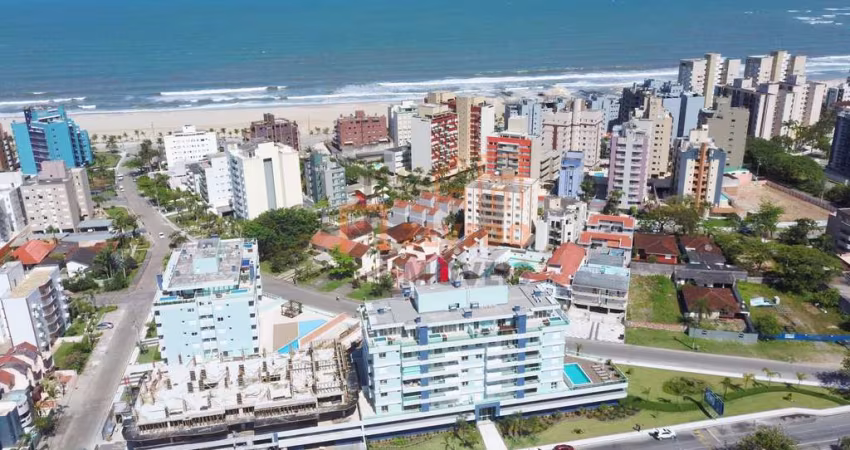 Excelente Oportunidade Garden mobiliado padrão HJ com piscina privativa, a poucos metros do mar em Caioba