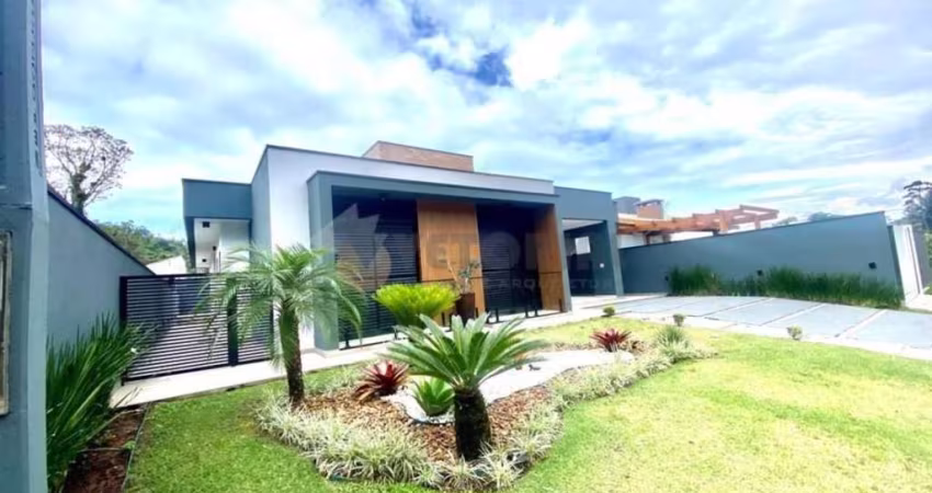 Casa de condomínio com 4 quartos, 220m², à venda em Caraguatatuba, Mar Verde