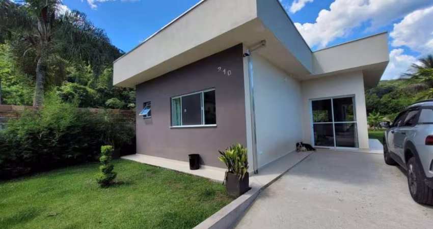 Casa de condomínio com 3 quartos, 110m², à venda em Caraguatatuba, Massaguaçu