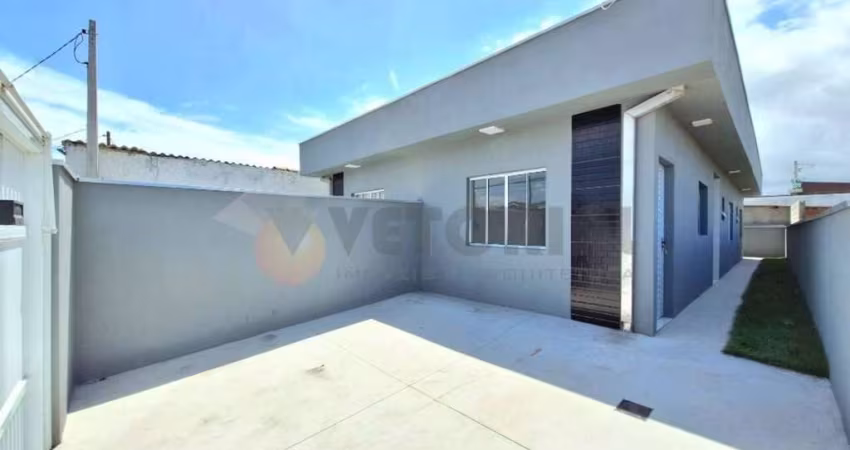 Casa com 2 quartos, 61m², à venda em Caraguatatuba, Balneário Mar Azul