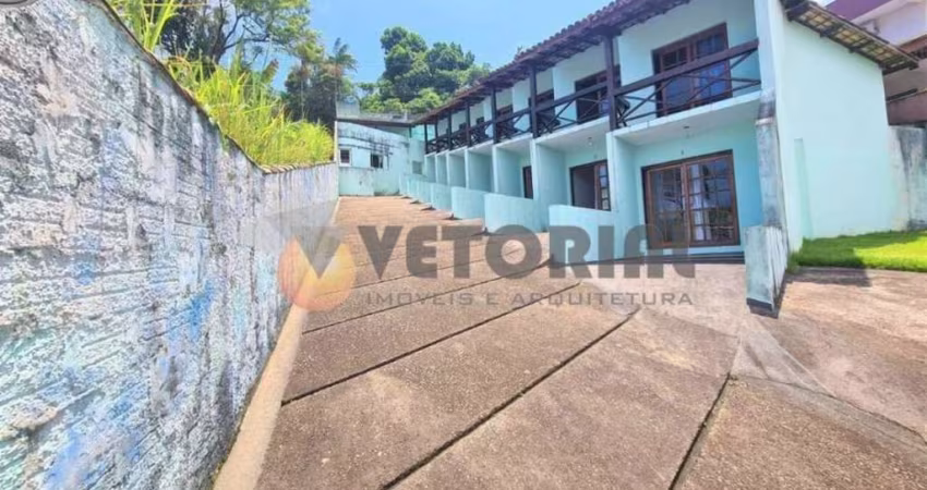 Sobrado com 2 quartos, 71m², à venda em Caraguatatuba, Massaguaçu