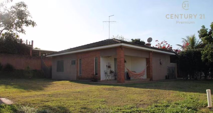 Casa com 3 dormitórios à venda, 231 m² por R$ 870.000,00 - Condomínio Vivendas do Sol - Rio das Pedras/SP