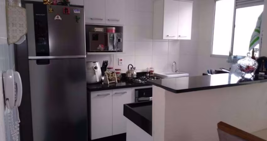 Apartamento com 2 dormitórios à venda, 42 m² por R$ 215.000,00 - Água Chata - Gu