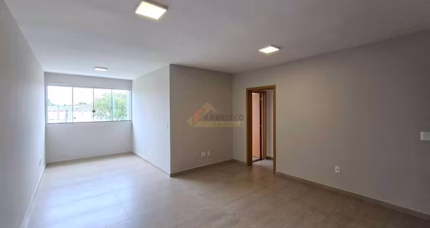 Apartamento à venda, 3 quartos, 1 suíte, 2 vagas, Doutor José Thomaz - Divinópolis/MG