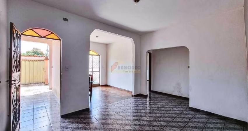 Casa à venda, 3 quartos, 1 suíte, 2 vagas, Manoel Valinhas - Divinópolis/MG
