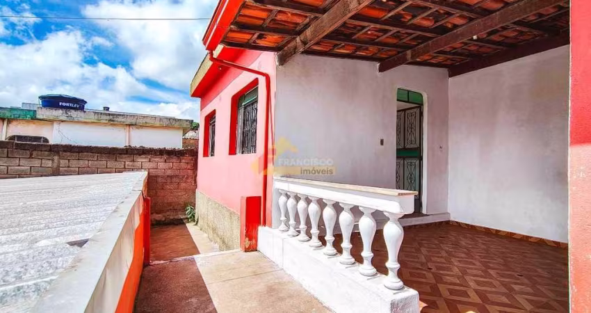 Casa para aluguel, 3 quartos, 1 vaga, Manoel Valinhas - Divinópolis/MG