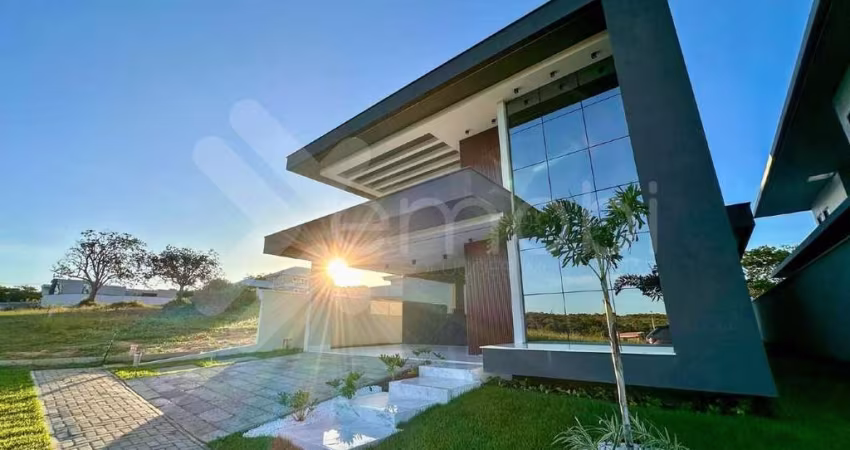 Casa à venda em Parque das Nações (Parnamiriml/RN) I Condomínio YBY Natureza | 3 suítes, 220m²