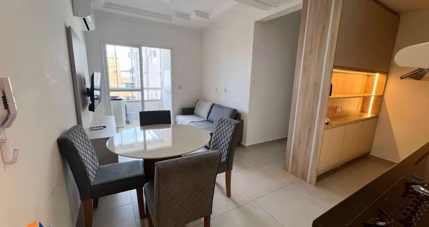 Apartamento mobiliado com 57m² á aproximadamente 1,2 km da Praia dos Ingleses.