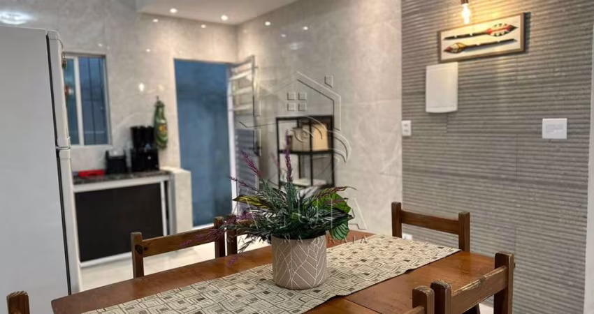 Apartamento mobiliado a 90 metros da Praia Grande de Ubatuba!