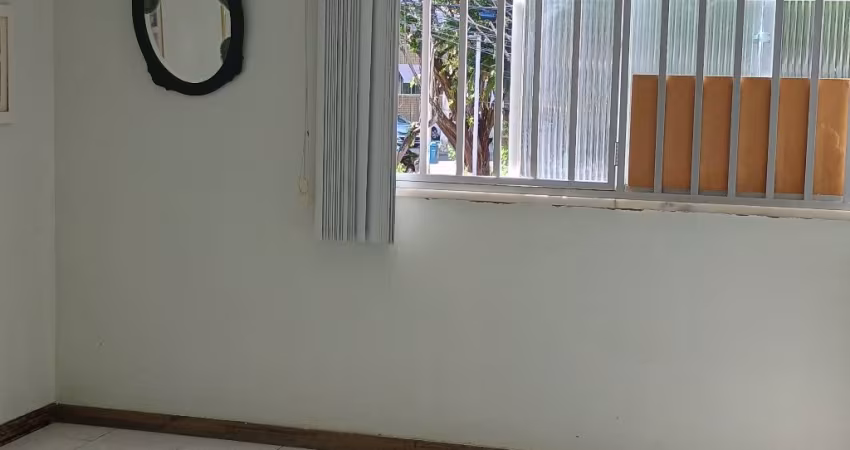Apartamento 03 Quartos , Sabino Silva ,02 Garagens.