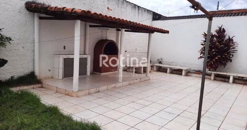 Casa à venda, 4 quartos, Fundinho - Uberlândia/MG - Rotina Imobiliária
