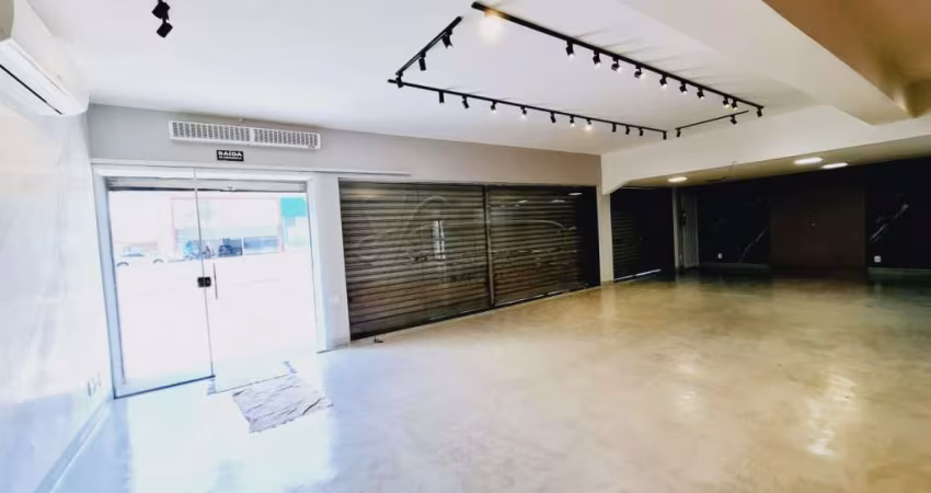 Salão comercial de 243m² com 07 salas para locação e venda - Centro