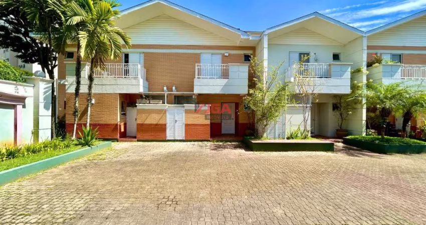 Linda casa em condominio fechado no jardim Marajoara - FLORA PARK