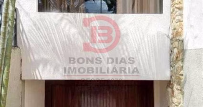 Sobrado Alto Padrão - 5 quartos, 3 suítes, 10 vagas, piscina - Vila Granada