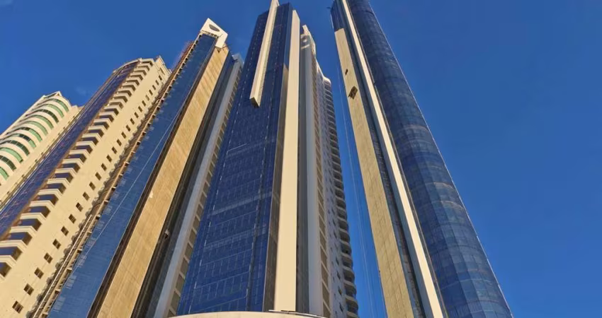 Apartamento para Locação em Balneário Camboriú, Centro, 4 suítes, 4 vagas