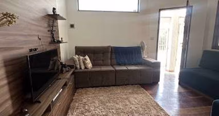 Sobrado com 3 dormitórios à venda, 126 m² por R$ 750.000,00 - Centro - Mogi das Cruzes/SP