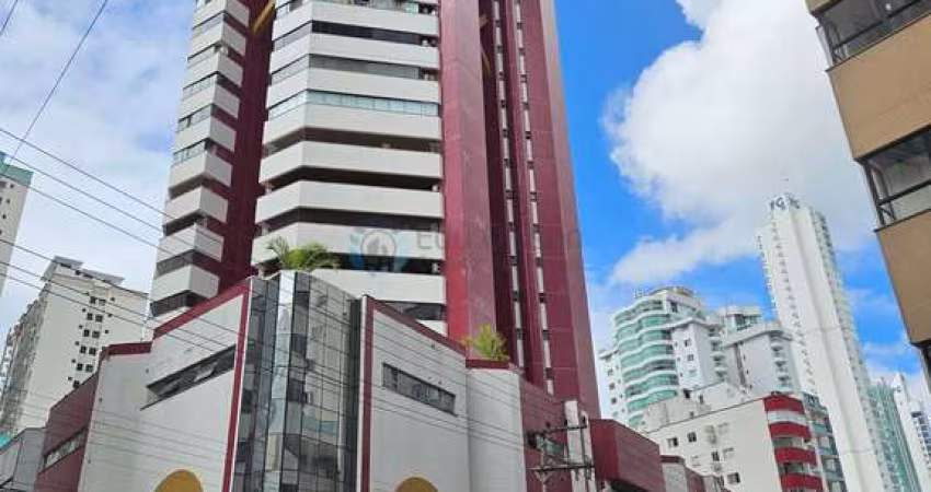 Apartamento à venda no bairro Centro - Balneário Camboriú/SC