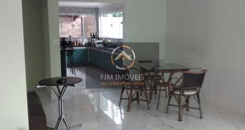 FJM Imóveis vende: Casa em Itaipu, Niterói: 5 Dormitórios por R$ 799.000